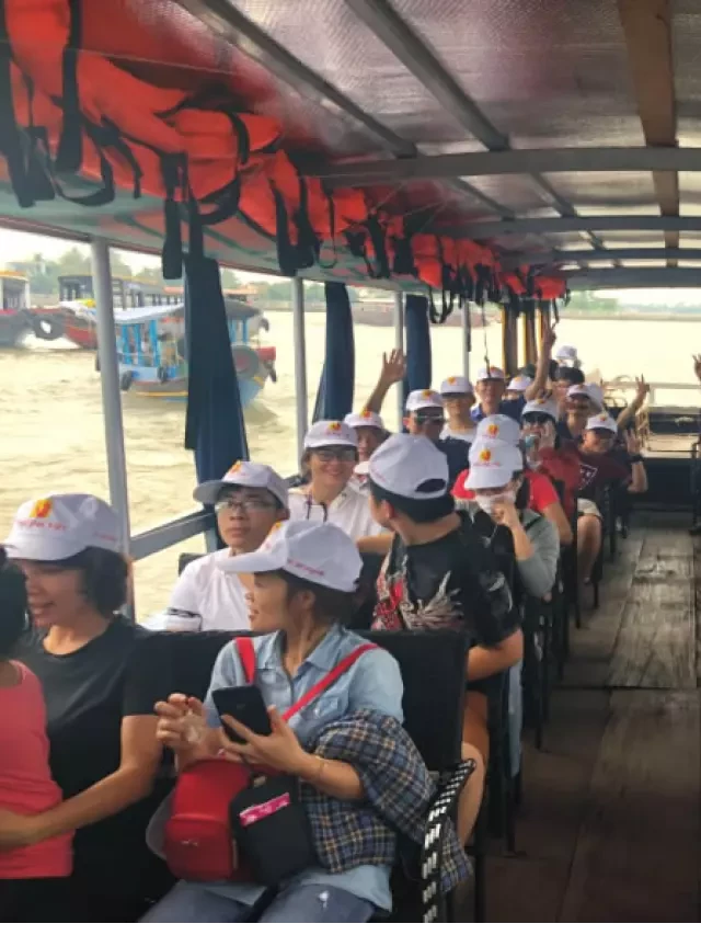   Tour lục tỉnh miền tây 4 ngày 3 đêm: Khám phá vẻ đẹp độc đáo của miền tây